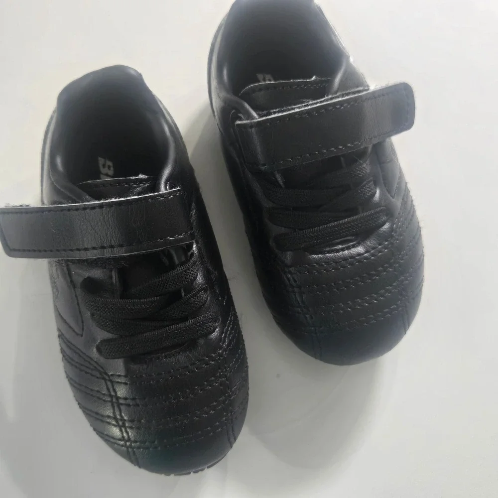 Brava Soccer Toddler Racer Cleats Black Molded 174543 Size 5D Kids Shoes